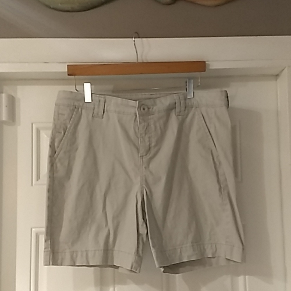 Style & Co Khaki Shorts Size 12